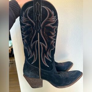 My boot barn, black cowgirl boots